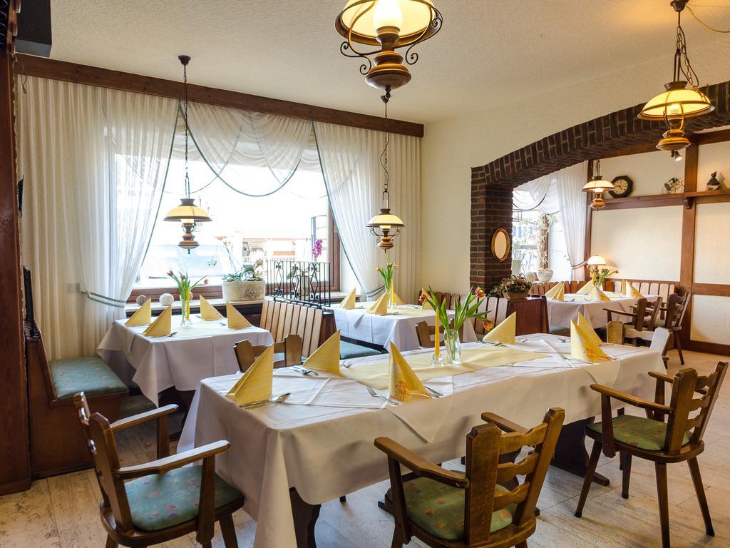 Landhotel Hamburger Hof Nettlingen Exteriör bild