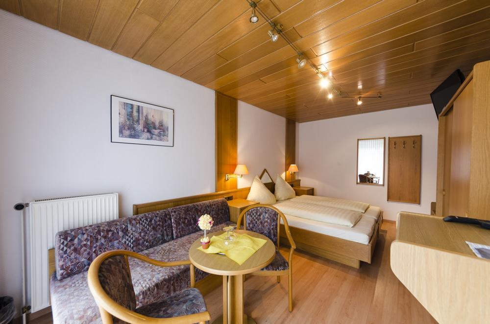 Landhotel Hamburger Hof Nettlingen Rum bild